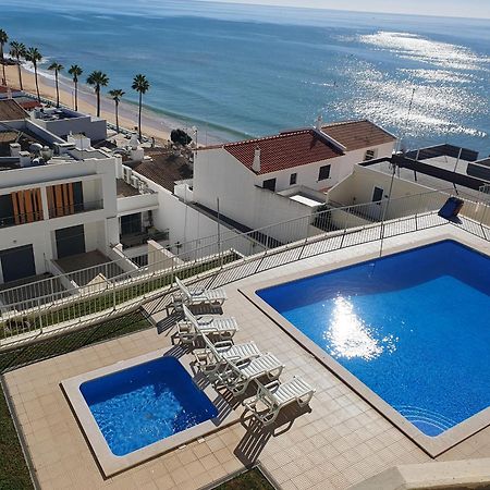 Magnifique Duplex Avec Piscine En Bord De Mer Apartment Olhos de Agua  Bagian luar foto