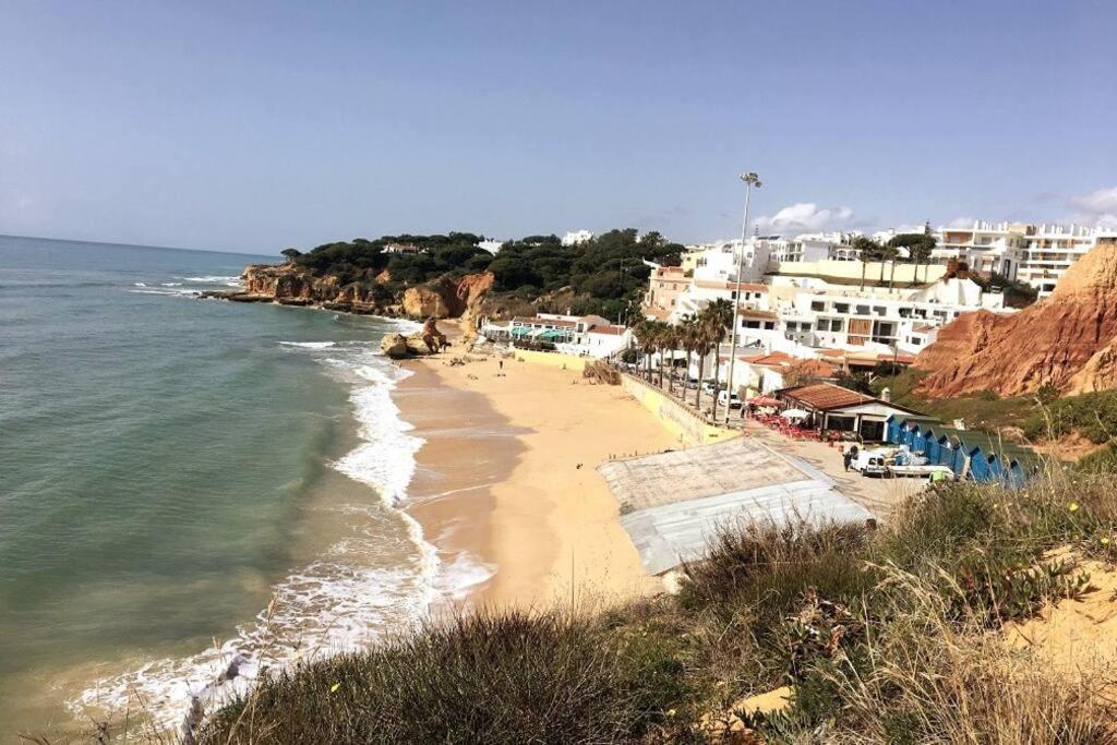 Magnifique Duplex Avec Piscine En Bord De Mer Apartment Olhos de Agua  Bagian luar foto